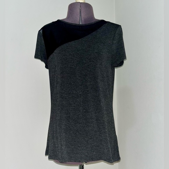 Cupio short sleeve tee with faux leather accent Size S - Picture 1 of 7